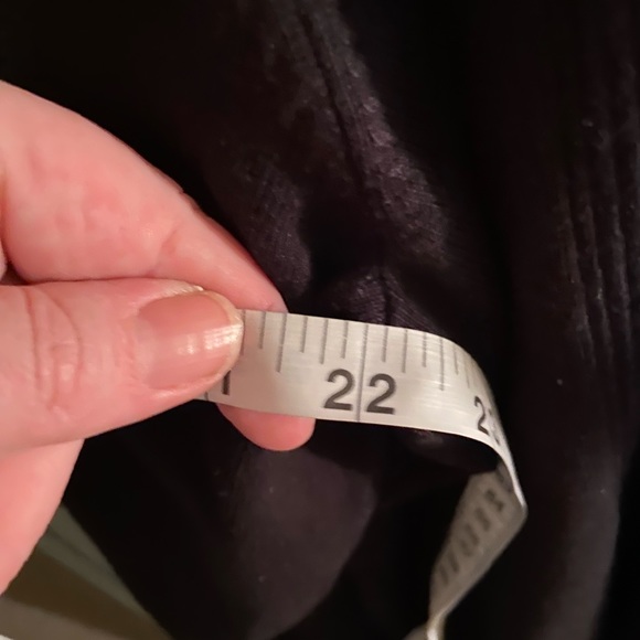 🆓 with purchase ..Women’s 3X black turtleneck sweater - Picture 6 of 6